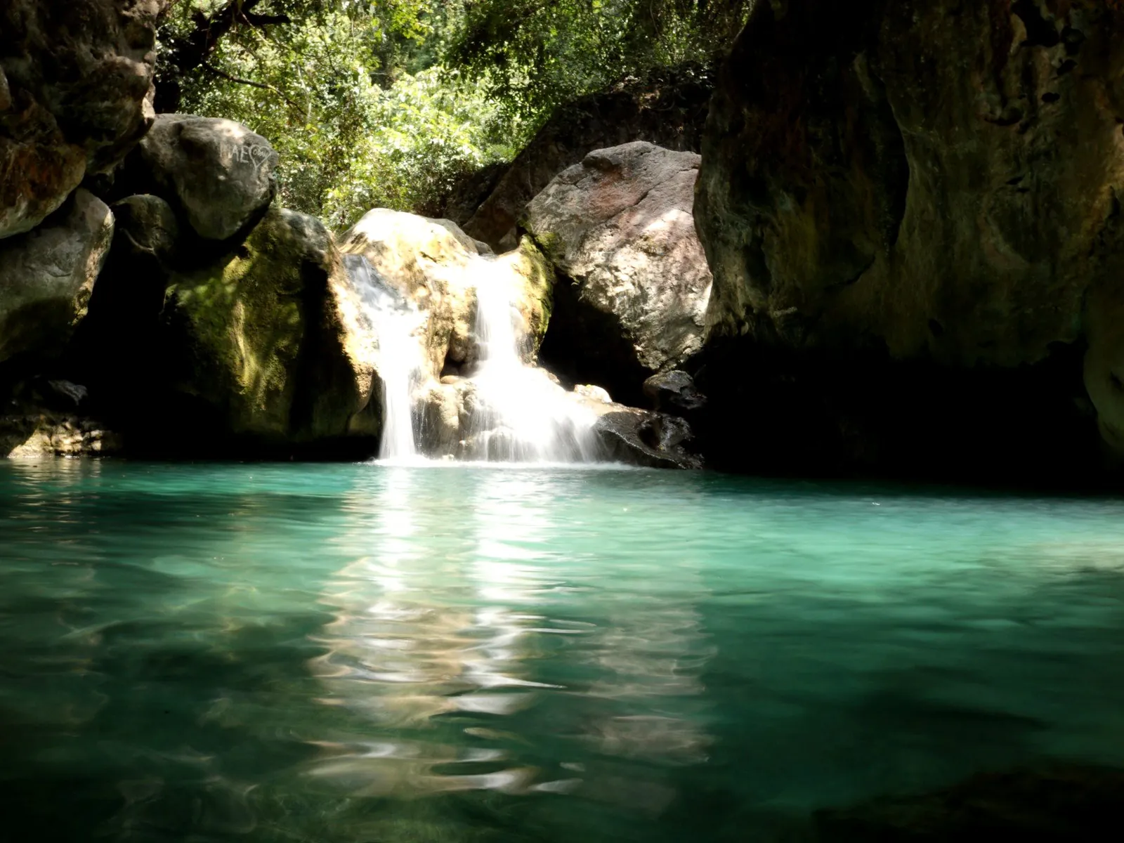 Antong Falls