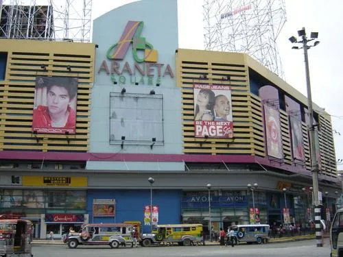 Araneta Square Mall