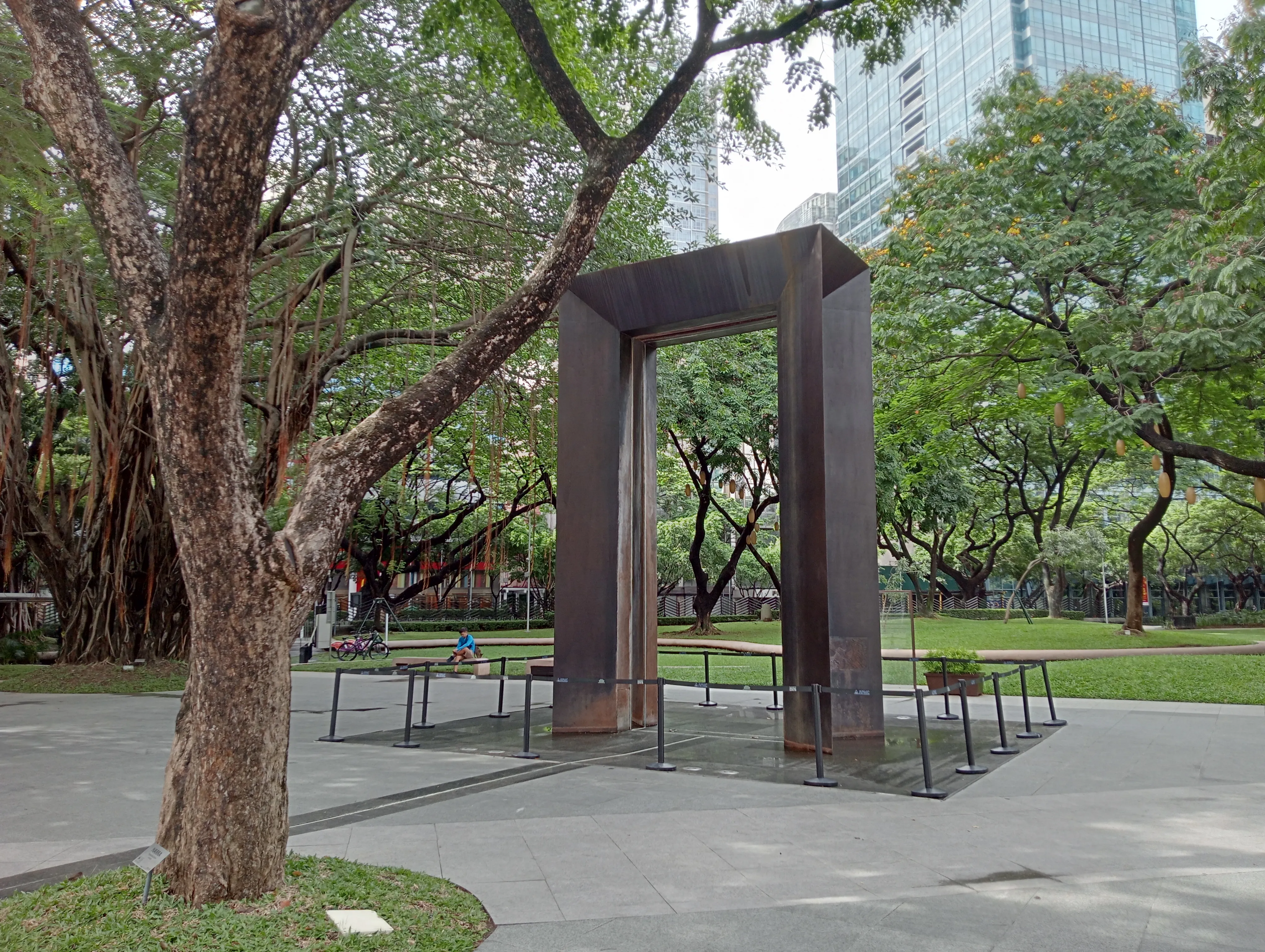 Ayala Triangle Gardens