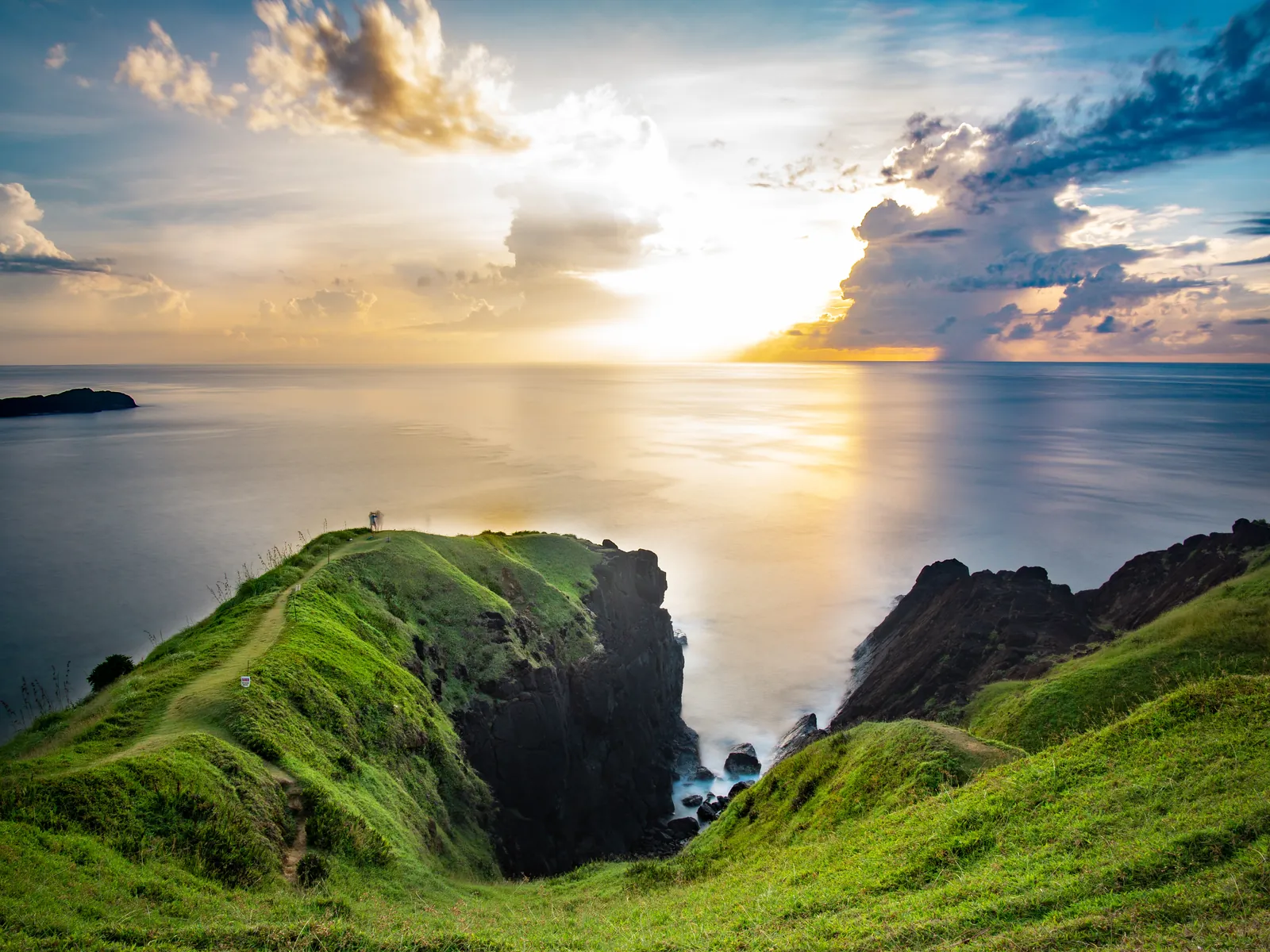 Binurong Point