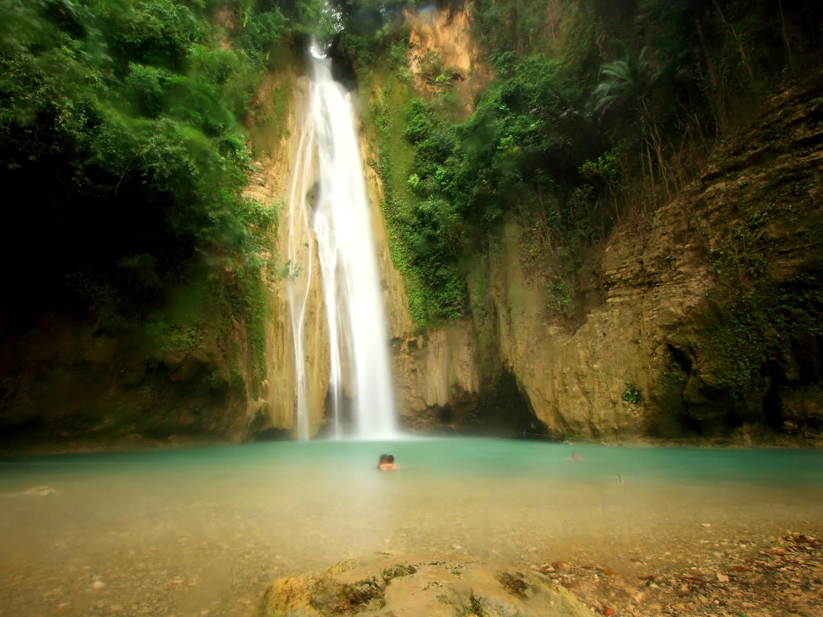 Mantayupan Falls