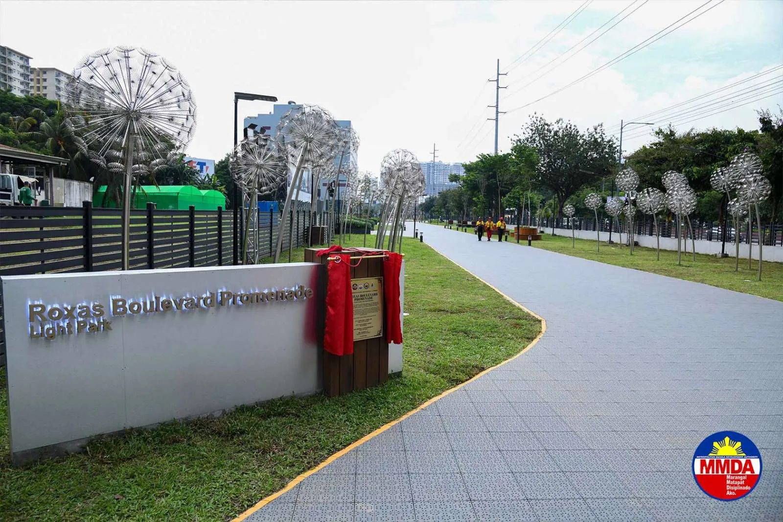 Roxas Boulevard Promenade Light Park