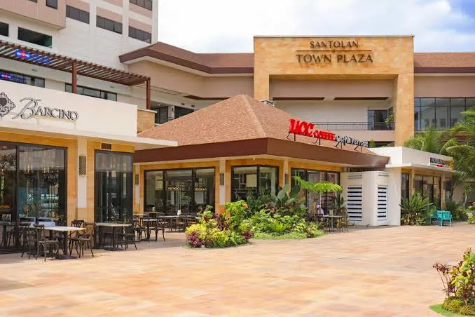 Santolan Town Plaza