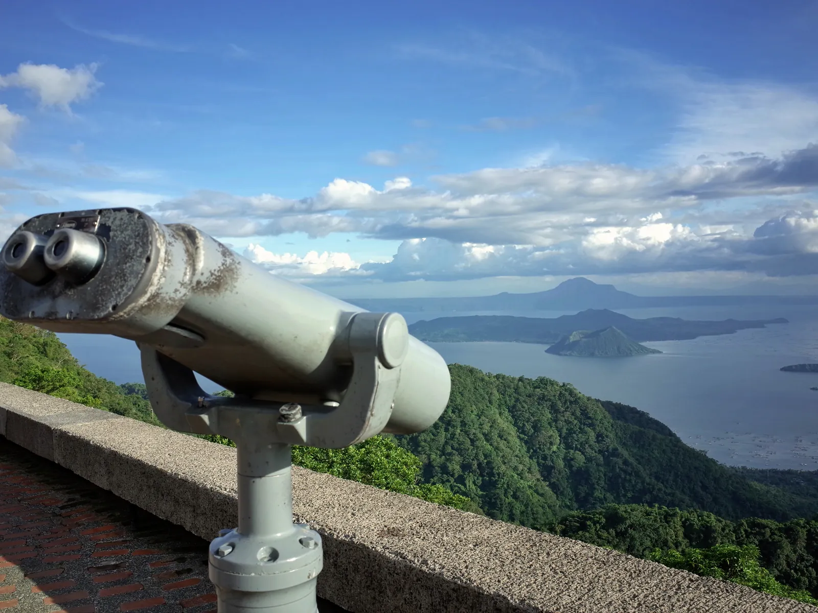 Taal Vista Hotel
