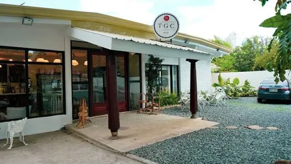 The Giving Café