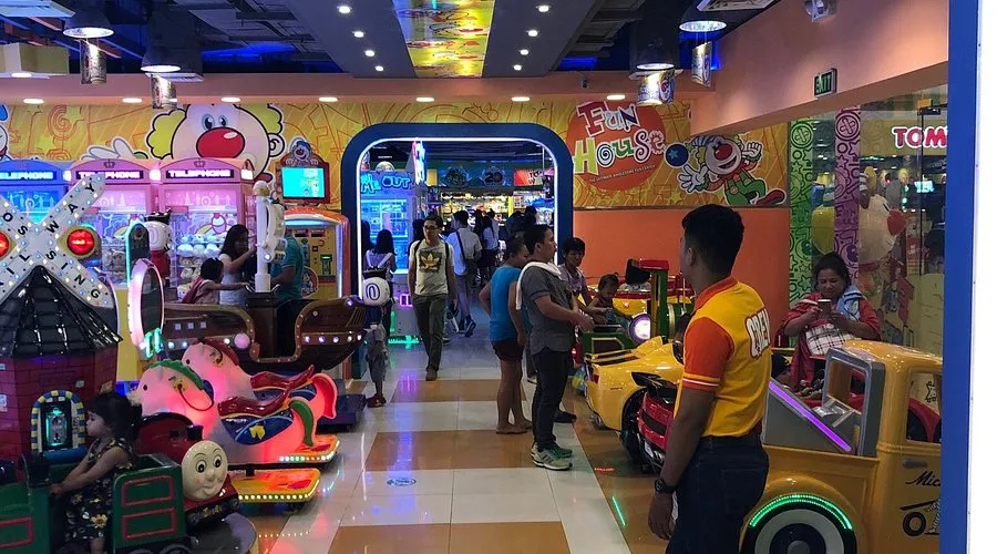 Tom’s World SM City Caloocan