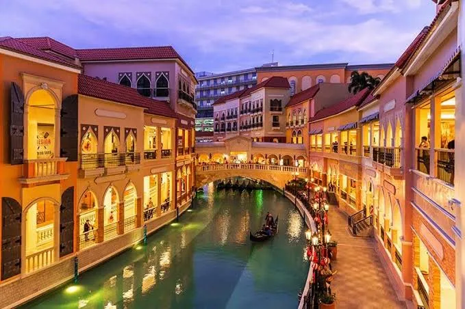 Venice Grand Canal Mall